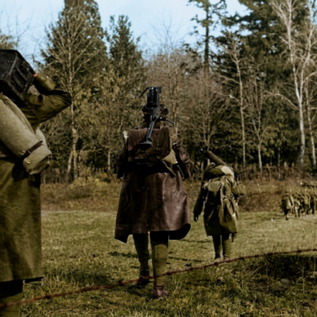 "El Ejército republicano se repliega durante la Guerra Civil Española"