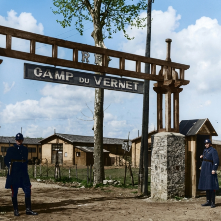"Campo de internamiento de Vernet (Francia), fotografía histórica de refugiados y represión en el contexto de la Guerra Civil Española y Segunda Guerra Mundial"